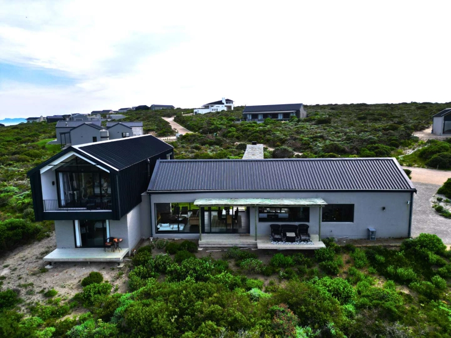 4 Bedroom Property for Sale in Romansbaai Estate Western Cape